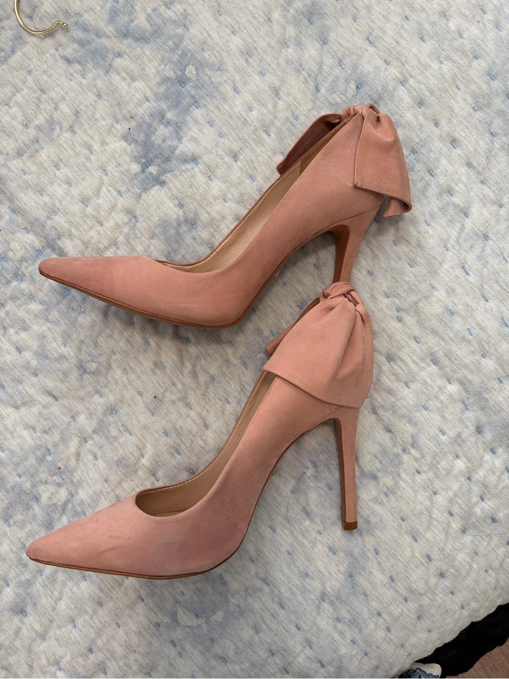 SCHUTZ Blush Pink Suede Pointed-Toe Stiletto Pumps with Bow
